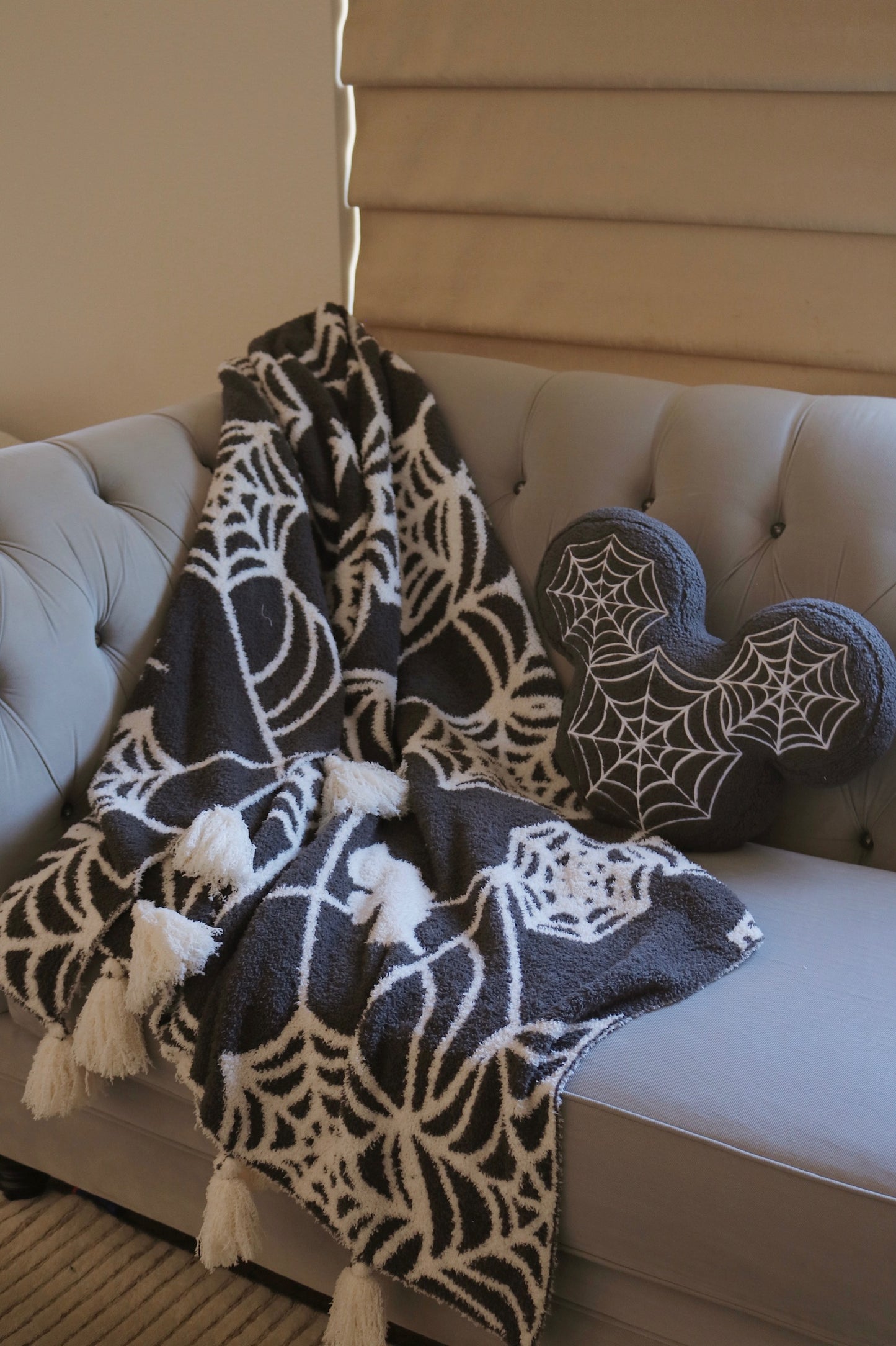 Spider Web Mouse Halloween Throw Blanket