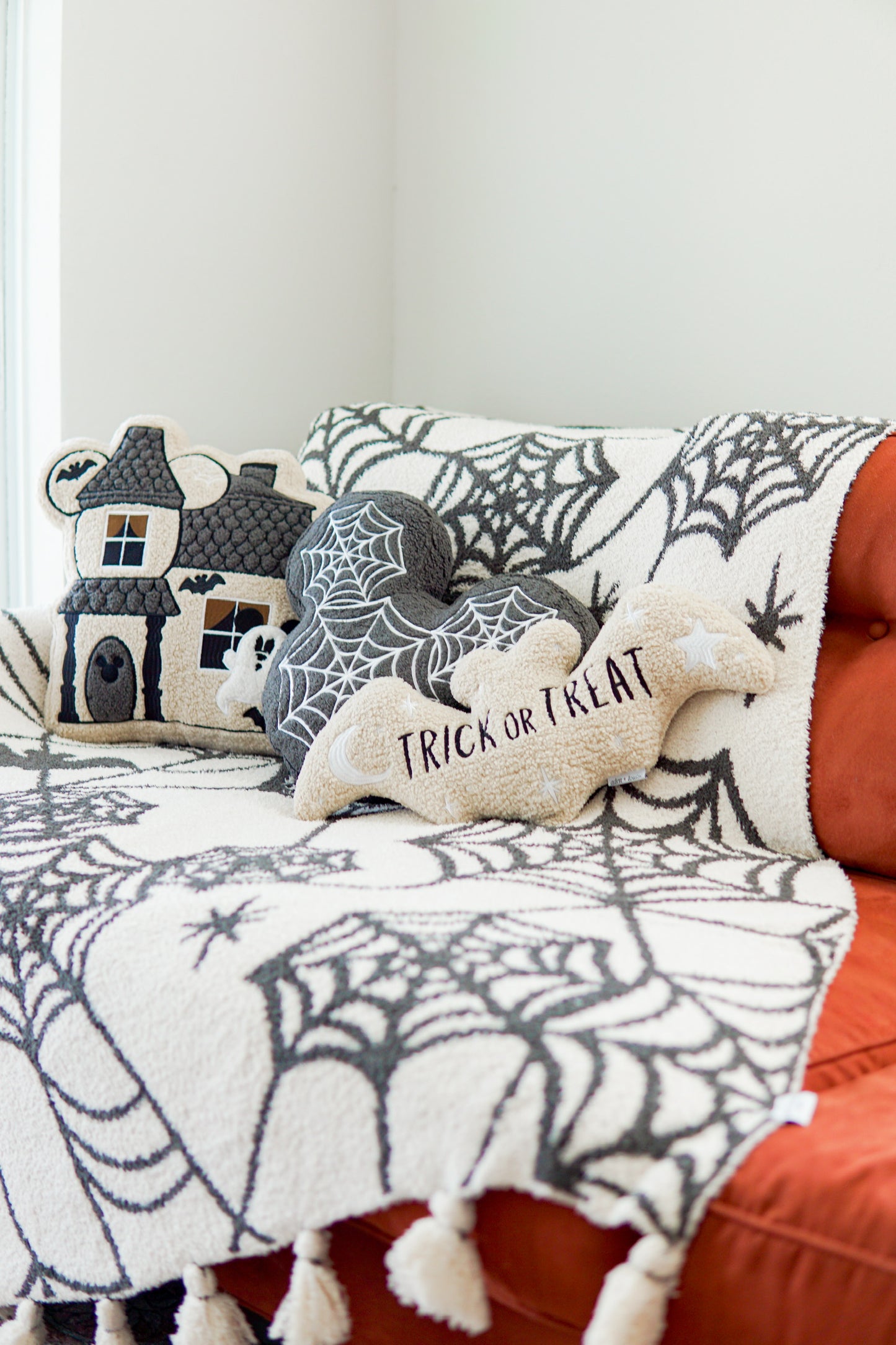 Spider Web Mouse Halloween Throw Blanket