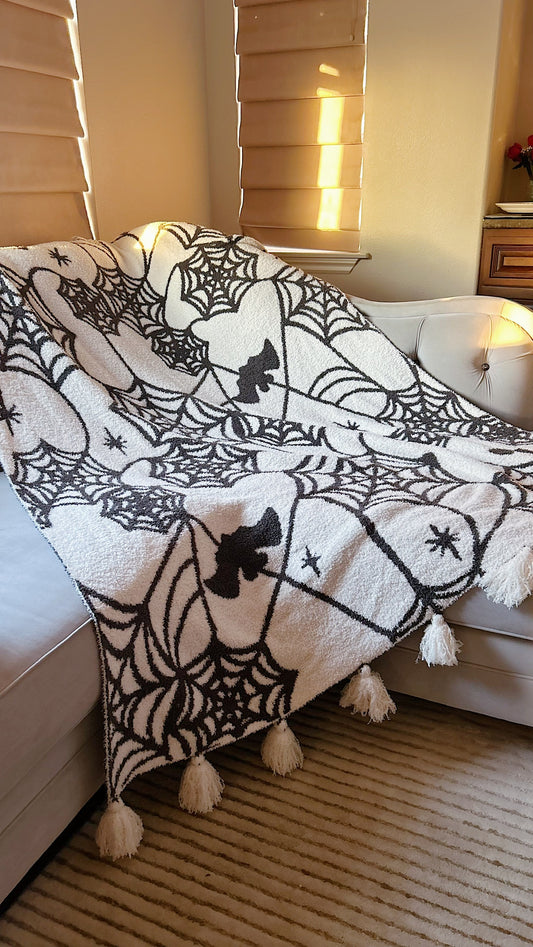 Spider Web Mouse Halloween Throw Blanket