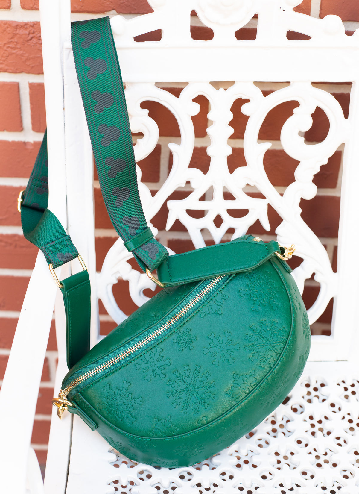 Aden + Louise Christmas Snowflake Signature Crossbody - Evergreen